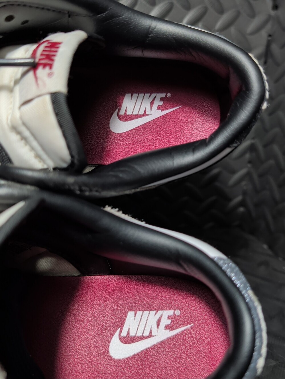 Nike Dunk Low LX Glitter swoosh 'White Light Smoke Grey' size 10 HQ3462-191 - Picture 11 of 12
